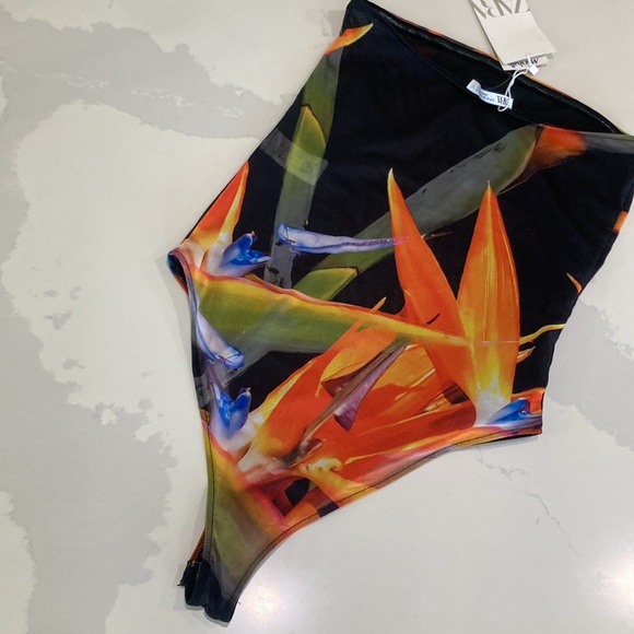 New strapless bodysuit - Picture 5 of 8